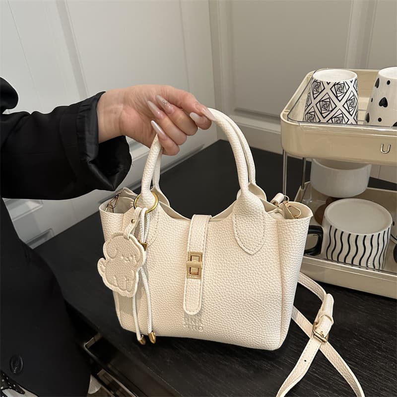 Large Capacity Bag for Women Spring Summer 2025 New Korean Style Casual Crossbody Bucket Bag Trending This Year