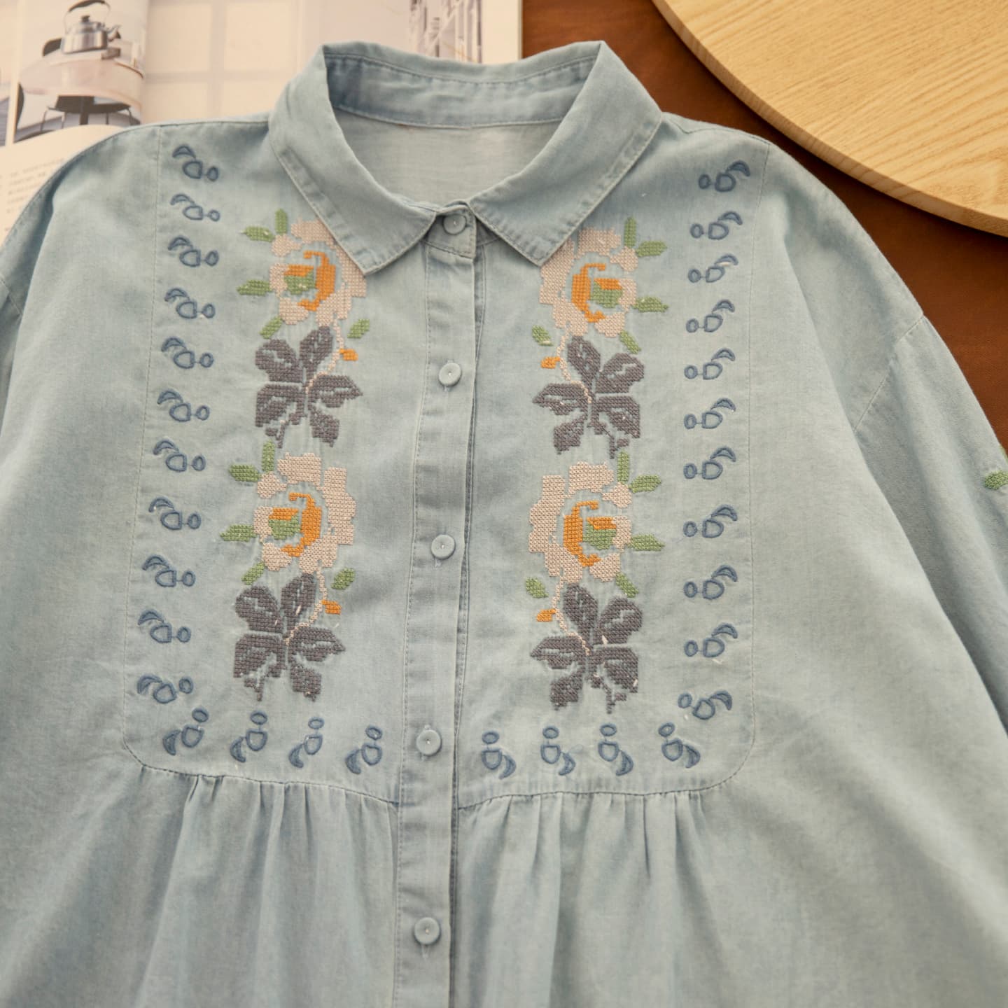 Ban Chun Ying Ethnic Style Embroidered Pure Cotton Denim Shirt for Women Heavy-Duty Embroidery Spring Autumn Casual Commuter Blouse