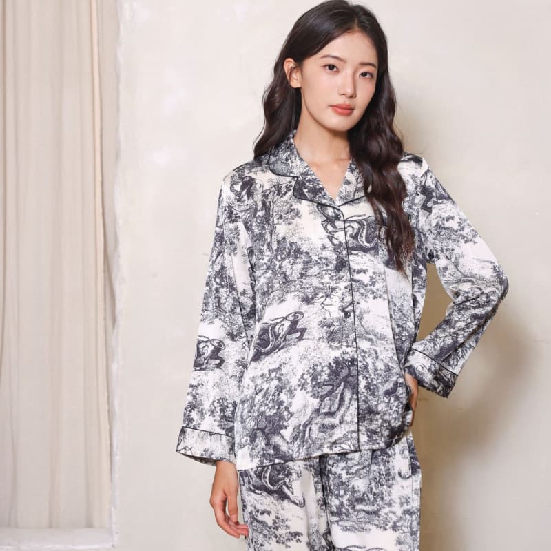 Spring/Summer New Korean Style Ink Wash Print Ice Silk Pajamas for Women INS Simple Small Turn-down Collar Long Sleeve Loungewear