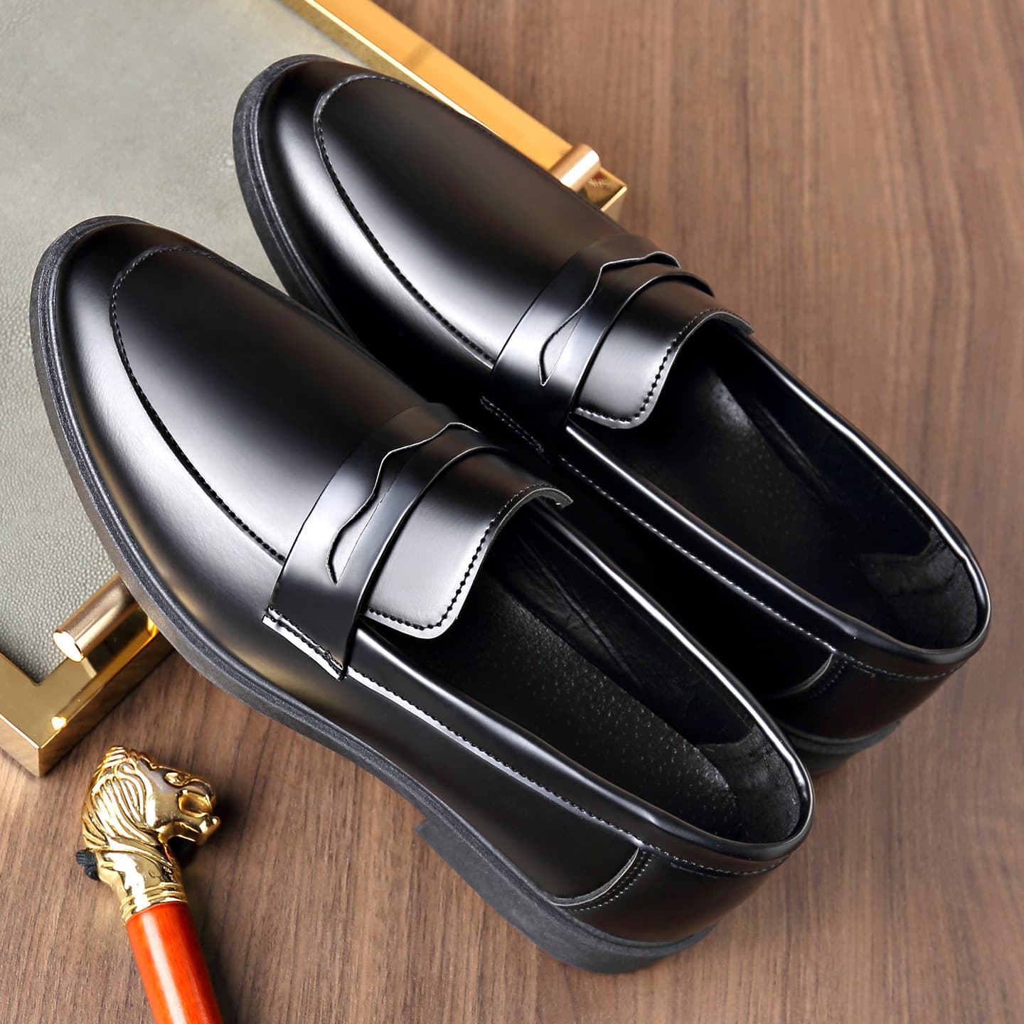 Loafers Cross-border Leather Shoes Men's Slip-on Driving Business Formal Casual Shoes Men's Mirror Large Size Wedding Shoes