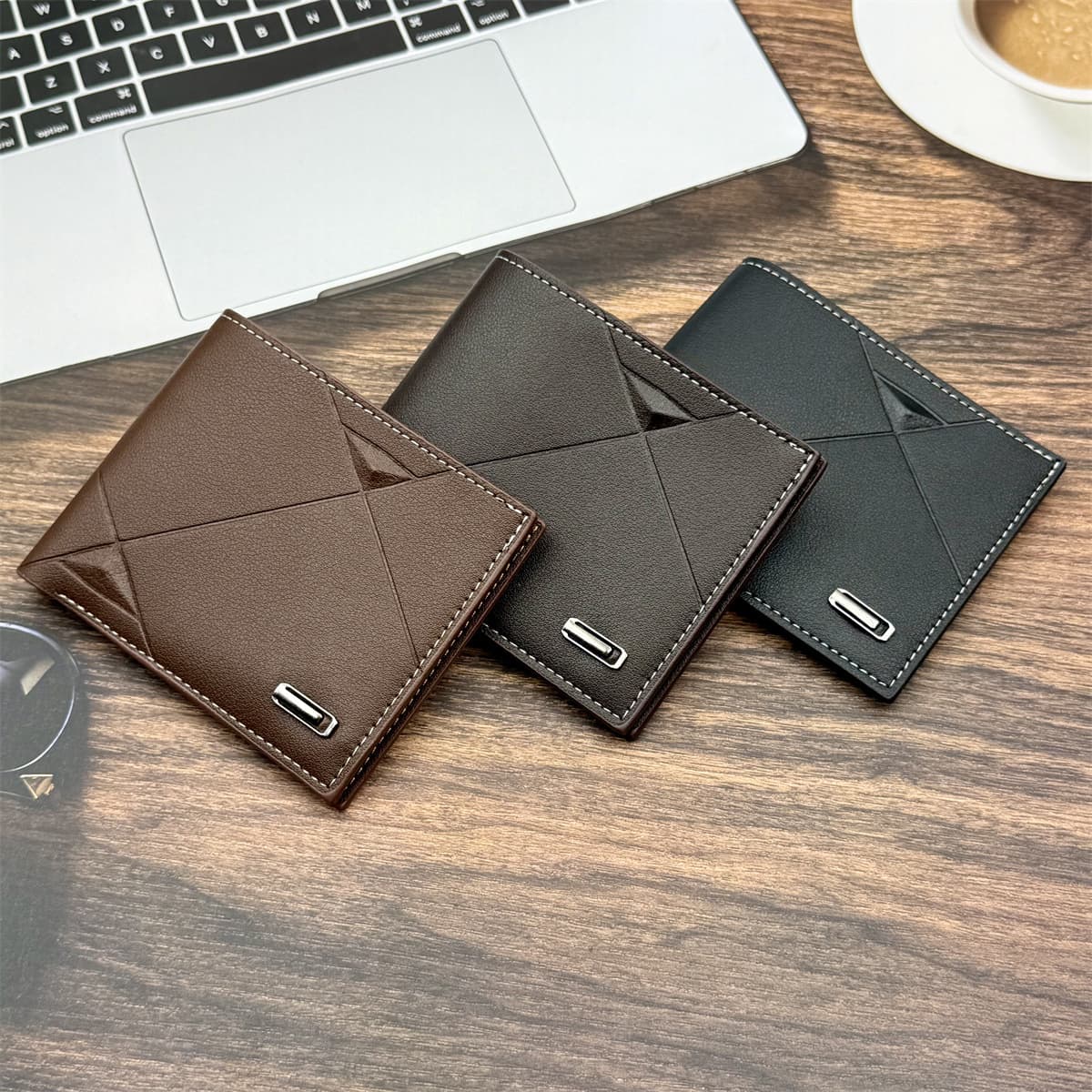 Hot-selling men's ultra-thin bifold wallet with large capacity, export low price, Amazon bestseller, in stock