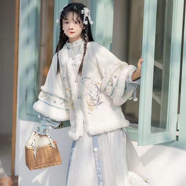 Authentic Original Winter Embroidered Hanfu Women's Thick Winter Style【White Fluffy Bear】Square Collar Half-length Short Jacket Horse-face Skirt