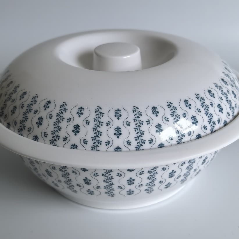 Extra Large Covered Bowl Round Bowl Storage Large Bowl Chinese Floral Pattern with Lid Melamine Bowl Exquisite Large Bowl