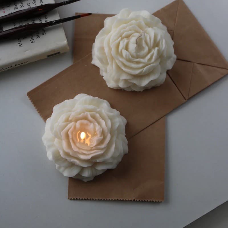 Handmade Low-Temperature Peony Wax Scented Candle with Gold-Plated Design, Safe and Easy to Clean Soy Wax Gift Decoration