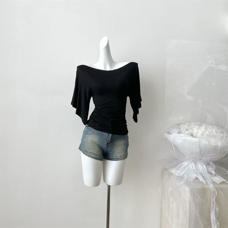 Slim Fit One Shoulder T-Shirt Women Summer Design Bell Sleeve Chop Neck plus Size Versatile Sexy Top Pure Desire AE Stock