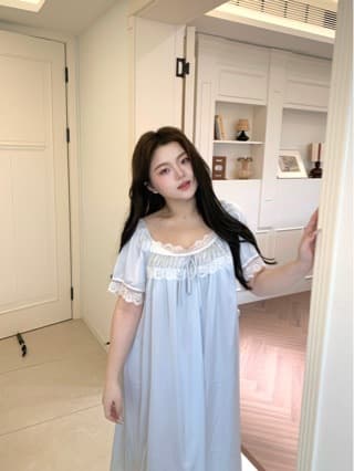 Plus Size 260 lbs Wearable Pure Desire Style Ice Silk Sleep Dress Women Short Sleeve Court Style Lace Long Dress Homewear