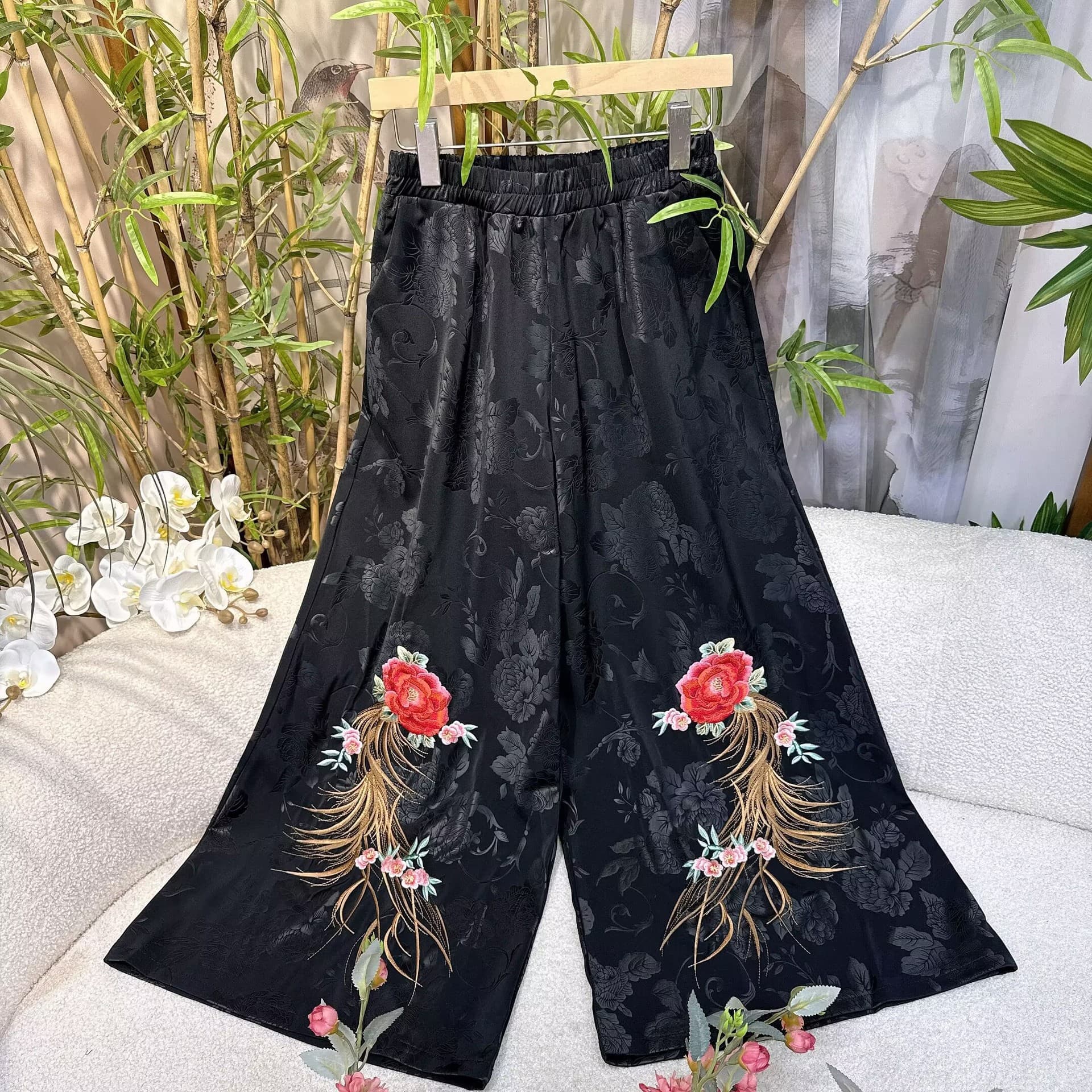 Summer New Style Retro Casual Pants Straight Leg Pants with Chinese Embroidery, Loose Fit, Slimming Embroidered Wide Leg Pants for Women