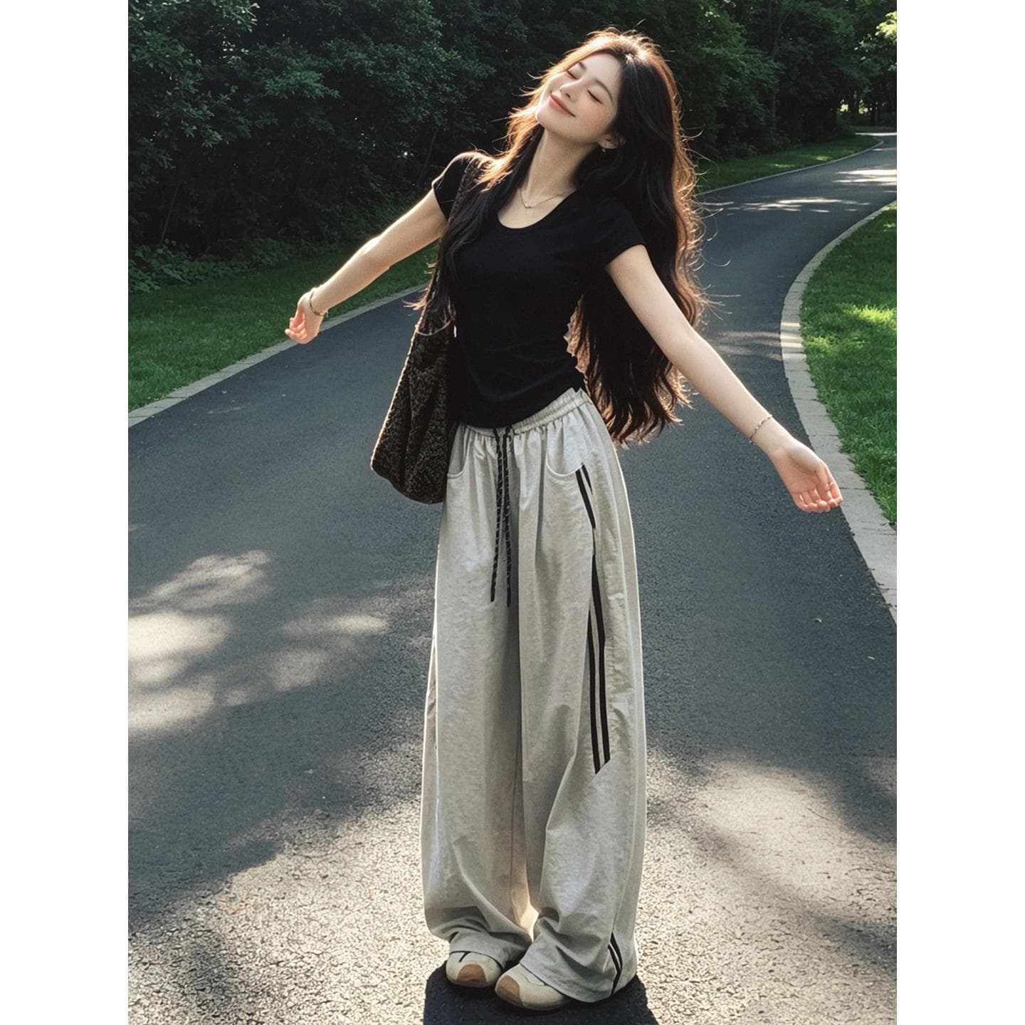 Incredibly Trendy Age-Defying OOTD Outfit Set 2026 New Women's Early Summer Casual Sporty Two-Piece Set