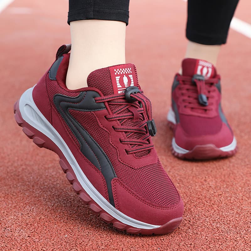 Spring Soft Bottom Comfortable Walking Shoes for Men and Women Large Size Elderly Couple Style Mom Shoes Round Toe Low Heel