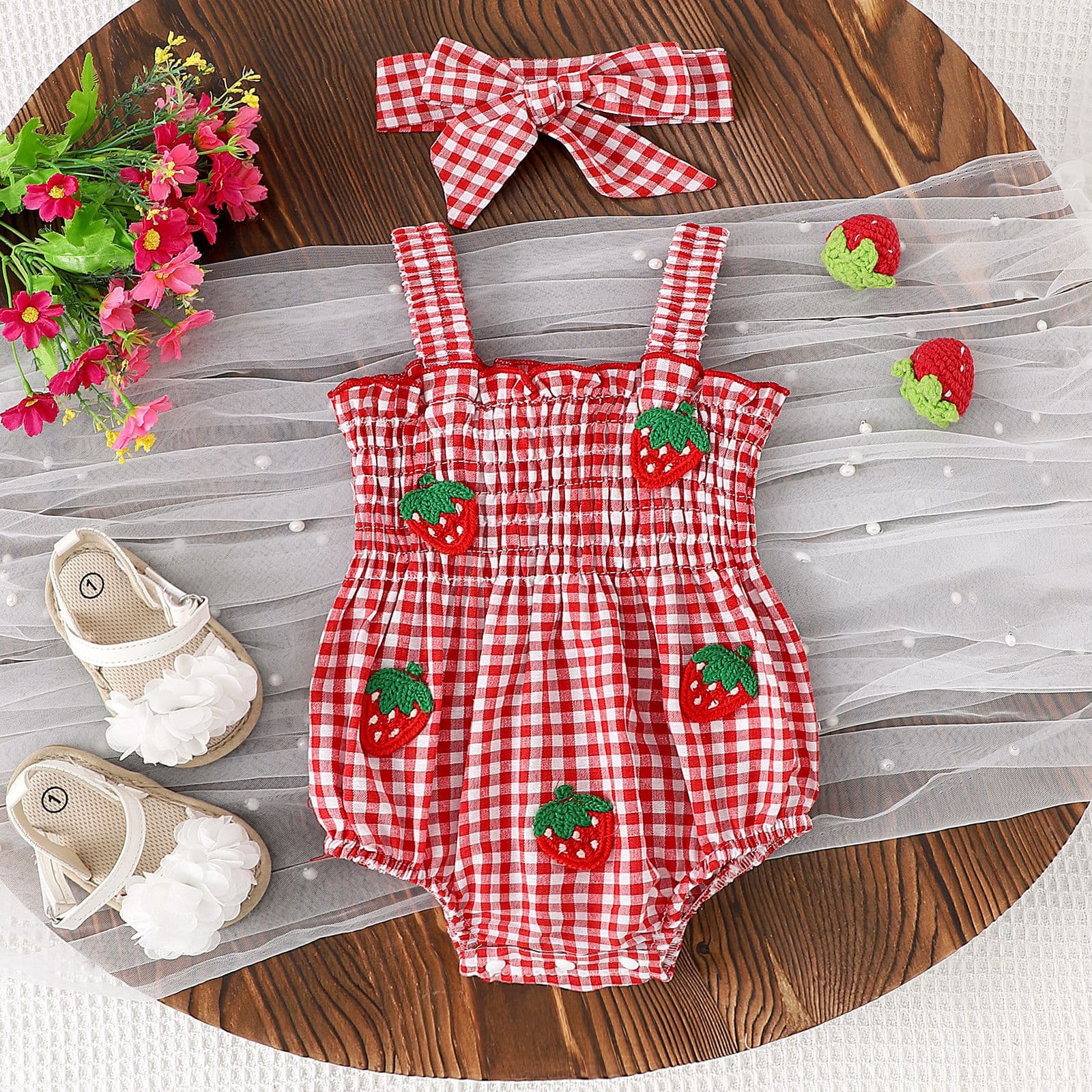 Children's Clothing Amazon US/EU Red Gingham Smocked Strawberry Camisole Bodysuit