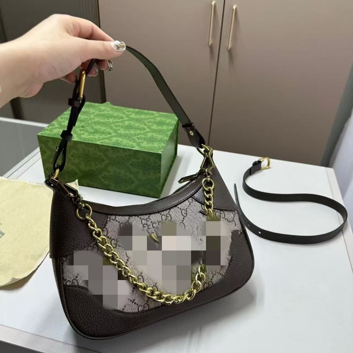 Genuine Leather Fashion Women's Bag 2025 Trendy Shoulder Bag Versatile Horn-Shaped Premium Chain Crossbody Bag Chic