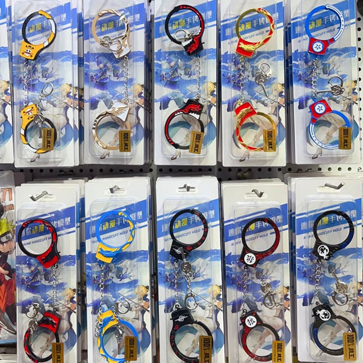 Anime Merchandise Metal Simulation Handcuffs Alloy Model Toy Anime Wholesale Small Size