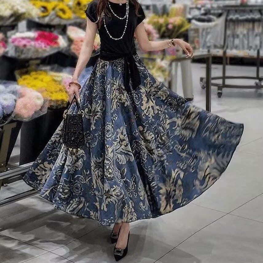 Blue and White Porcelain Print Half Skirt, Slim Fit Versatile Trendy Spring/Summer 2026 New Flared A-Line Long Skirt