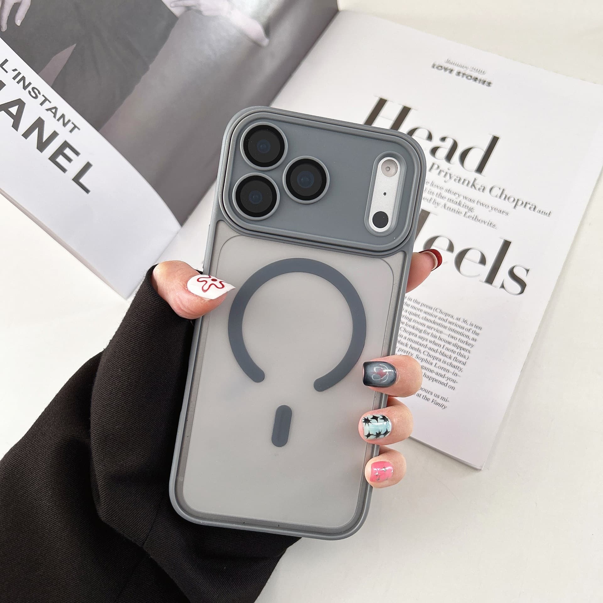 Solid Color Magnetic Phone Case for iPhone 17 Pro Max, Skin-Feel, Frosted Protective Case for iPhone 16 Pro Max, 15 Pro