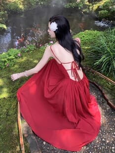 Yunnan Dali Outfit French Red Strapless Dress for Women, Sexy Backless, Suitable for Beach Vacation Photo Dress