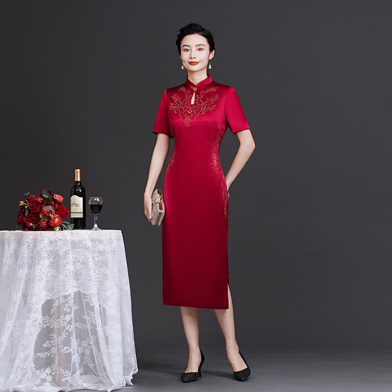 Chinese Retro Stand Collar Long Cheongsam Dress for Wedding Banquet Mother of the Bride Elegant Grandmother Wedding Gown Plus Size Chinese Style