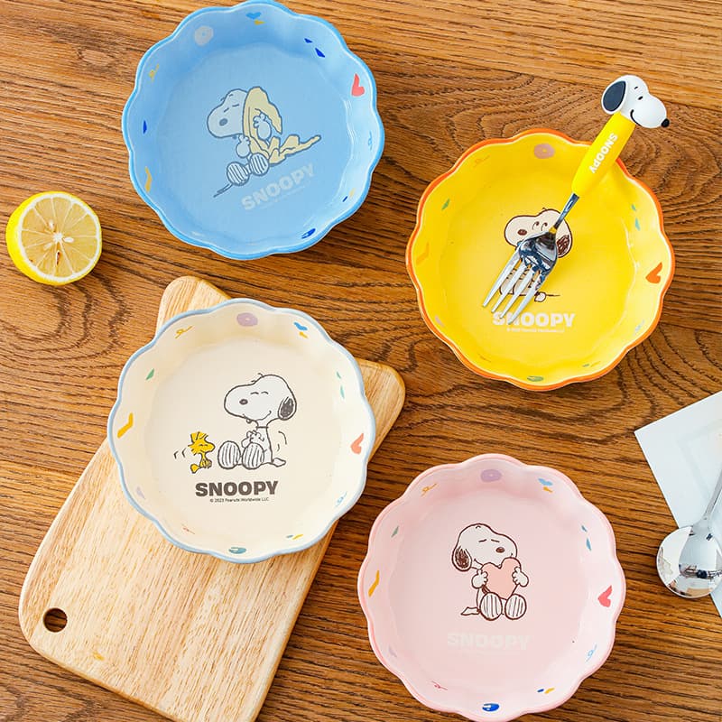 Authentic Snoopy Lace-Shaped Ceramic Rice Bowl Household Cartoon Cute Bowl Set Tableware Souvenir Gift