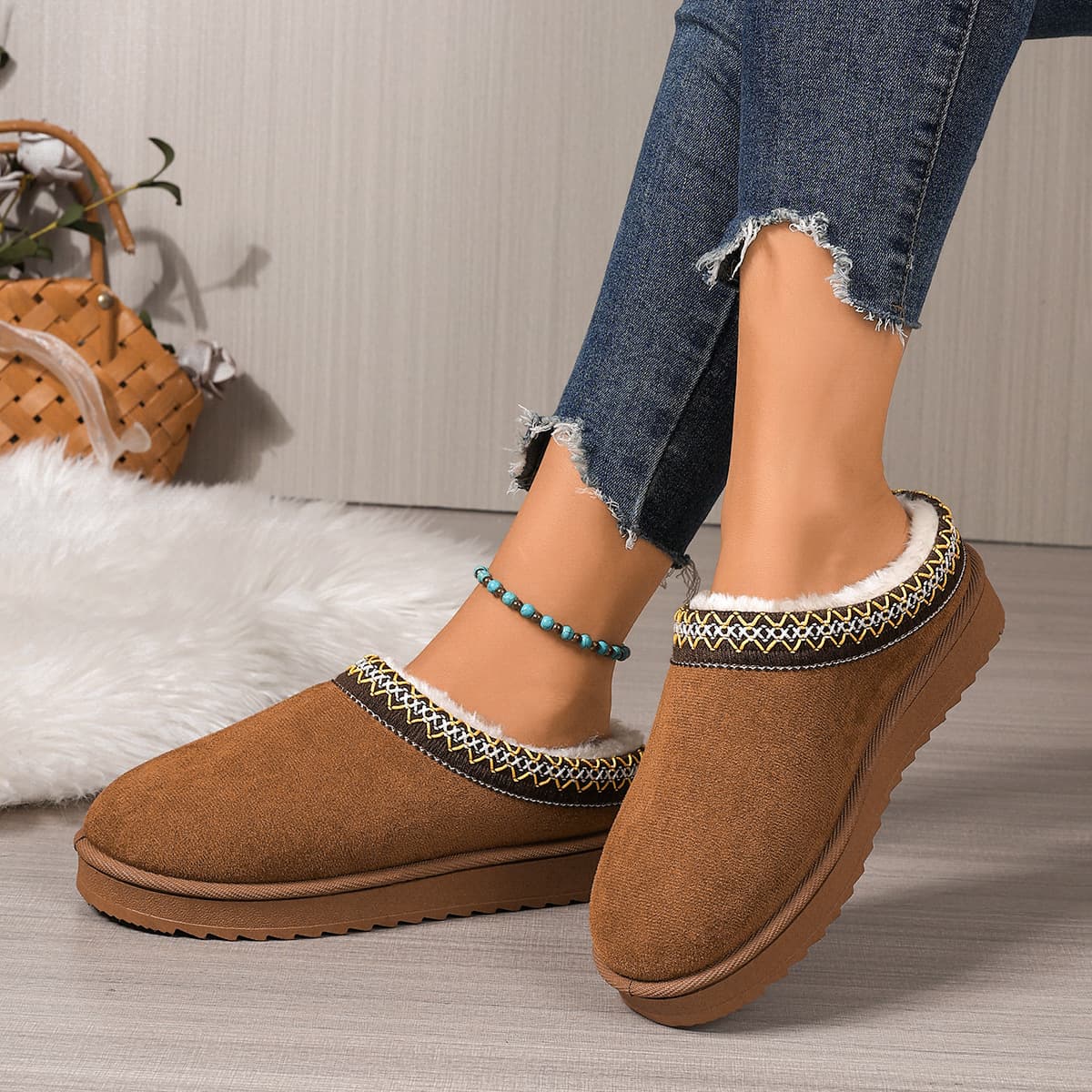 Cross-border EU/US Plus Size Winter New Snow Boots, Short Tube Patterned Warm Fleece-Lined Thick Versatile Snow Shoes for Export