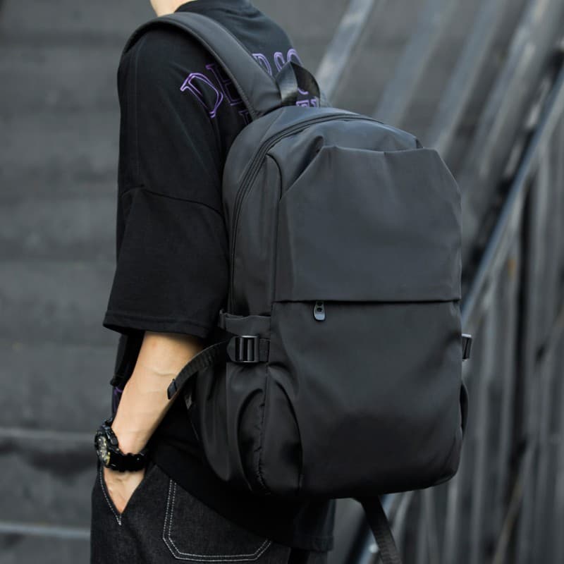 2026 New Backpack Men's Casual Large Capacity Travel Bag Lightweight Student Laptop Bag Commuter Travel Schoolbag
