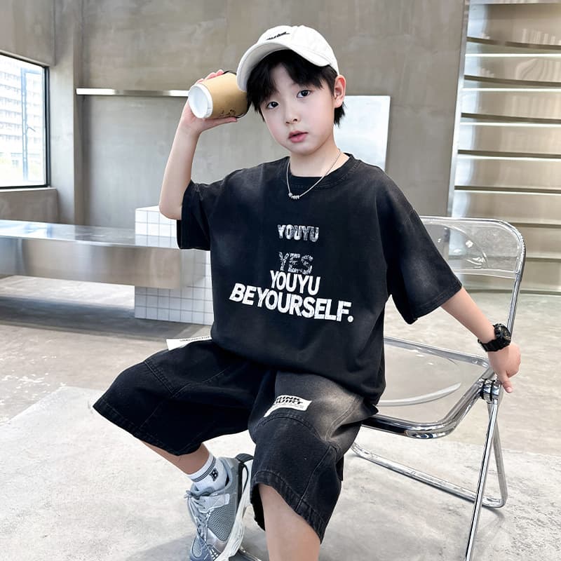Distressed Short Sleeve Boys Summer T-Shirt 2025 New Children Boys Summer Clothing Loose Top for Older Kids Trendy