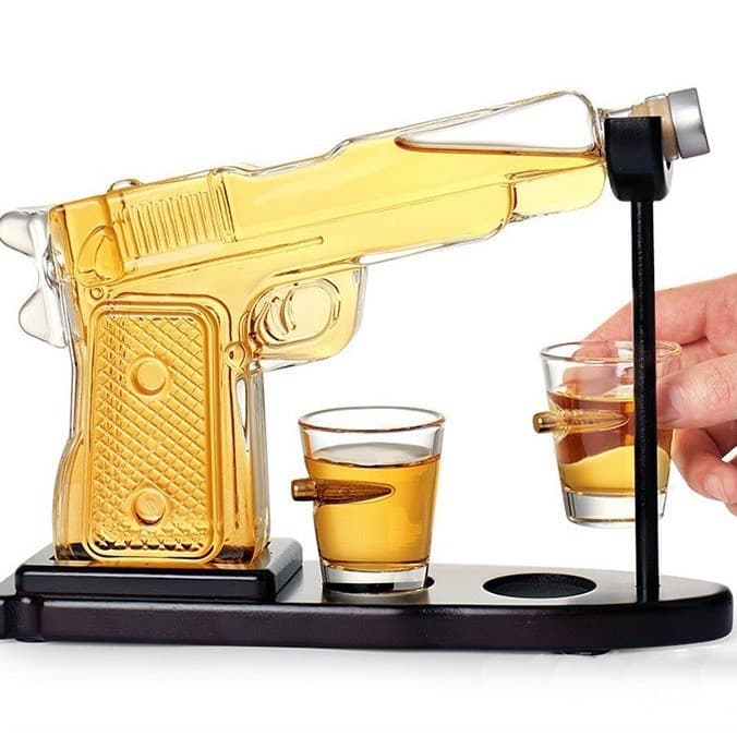 Creative Glass Gun Decanter Novelty Glass Craft Bottle for Whiskey Vodka Barware Glass Gun Decanter