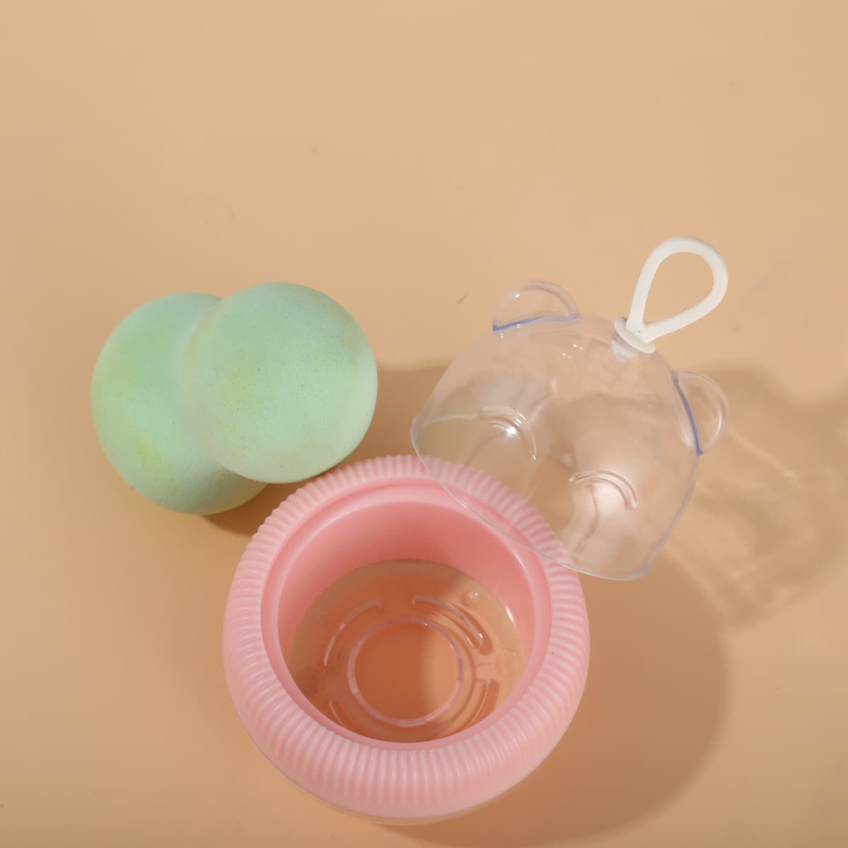 Factory Direct Macaron Bear Head Beauty Blender Storage Case, Dustproof and Breathable, Reversible Hook, Portable Empty Case Wholesale