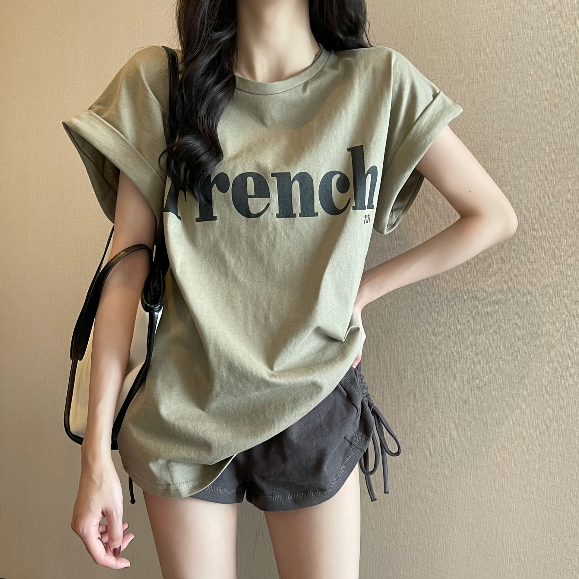 2025 New Trendy Ins Hot Slimming Drop Shoulder Sweet Cool Short Sleeve T-Shirt Loose Women Summer Student Top Fashion