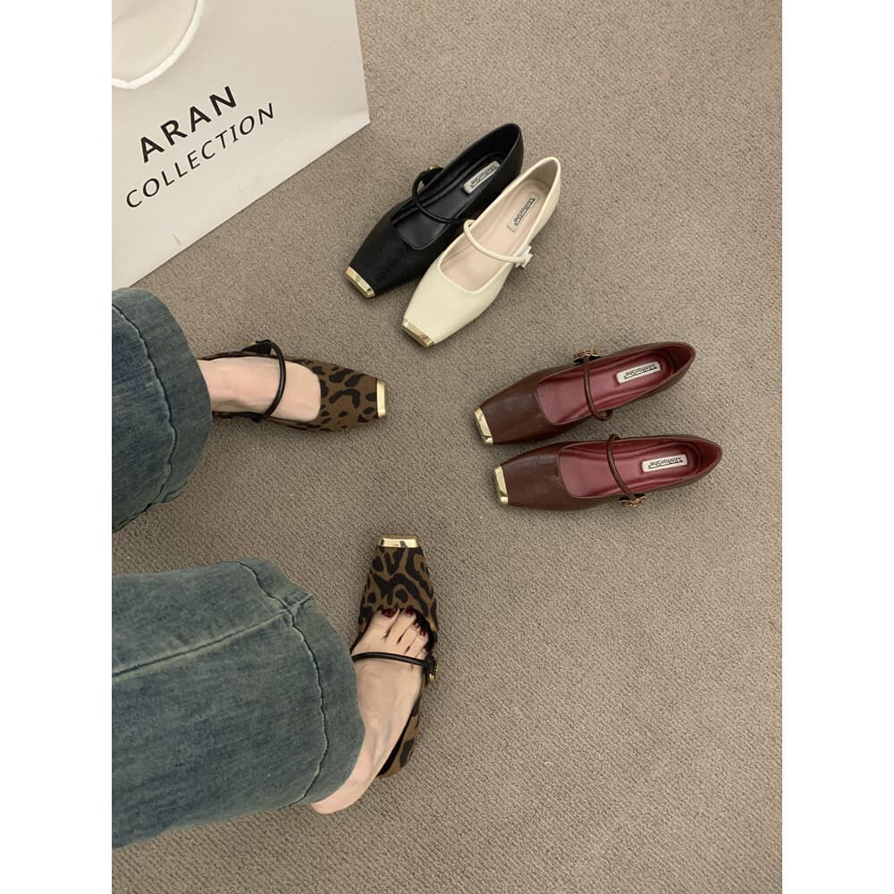 SJINHANSHE Height-Increasing Grandma Shoes Retro Metal Square Toe One-Strap Leopard Print Mary Jane Shoes Gentle Flats