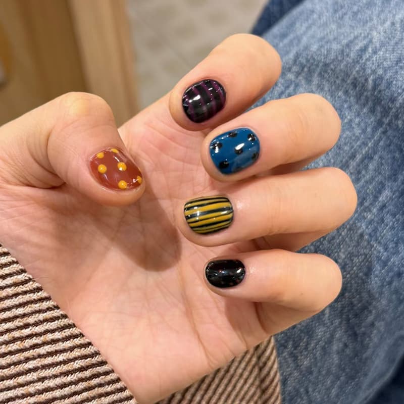 Summer Hot Sale Wearable Nails Retro Stripes Polka Dot Contrast Color Nail Tips High-End Versatile Whitening Fake Nails
