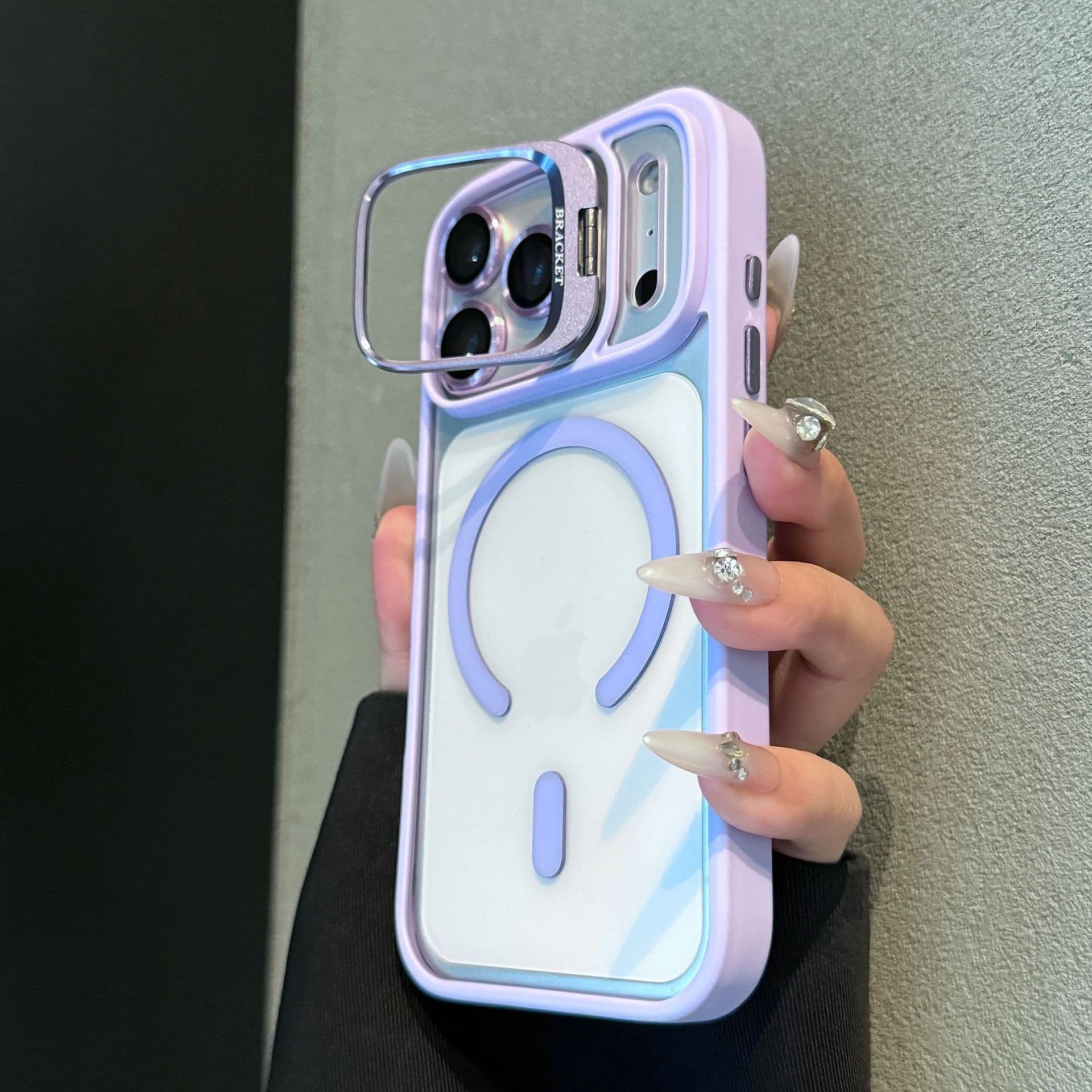 Magnetic Charging Compatible Apple 17 Phone Case Transparent Frosted iPhone 18 Pro Max Lens Bracket Protective Cover