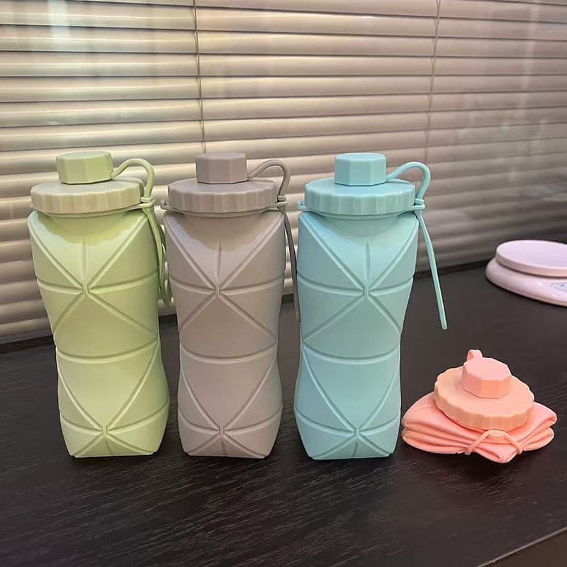 Spot cross-border hot selling outdoor sports folding water cup 600ml high temperature resistant portable retractable water bottle folding water bottle