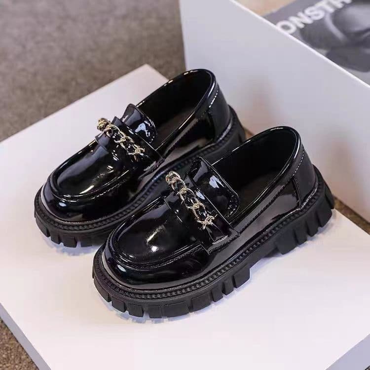 Girls' British style leather shoes, spring and autumn 2024 new style, black, fashionable little girl loafers, soft-soled children's moccasins