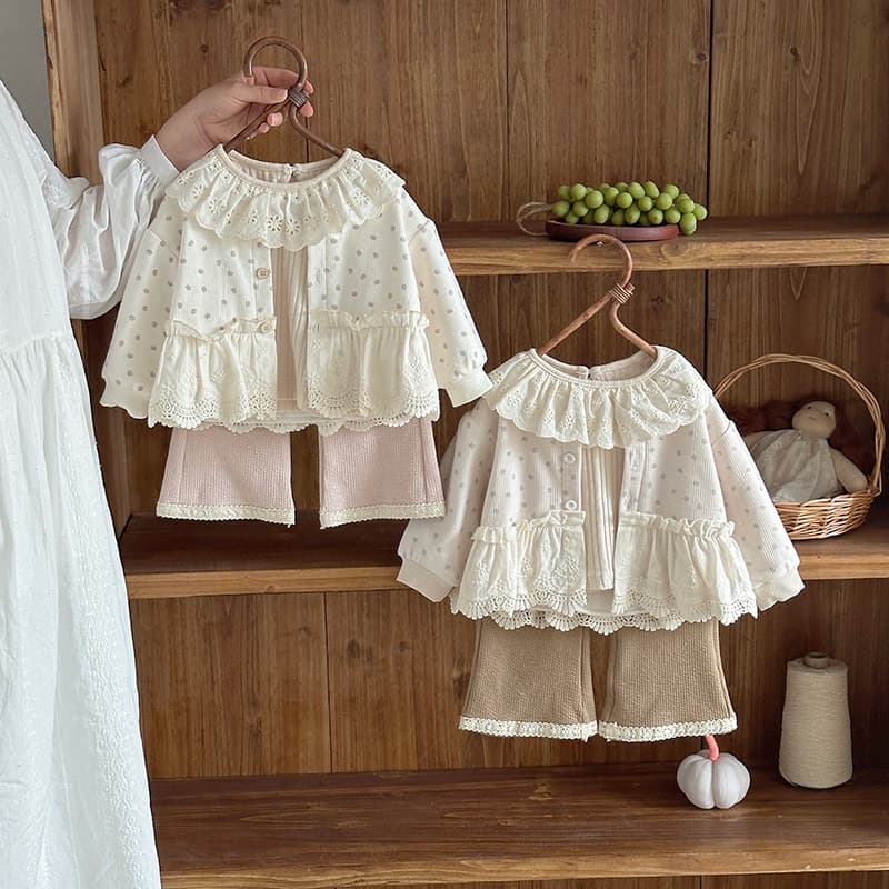 Girls' knitted floral split three-piece suit princess autumn dress fashionable baby girl spring and autumn fashionable outing clothes