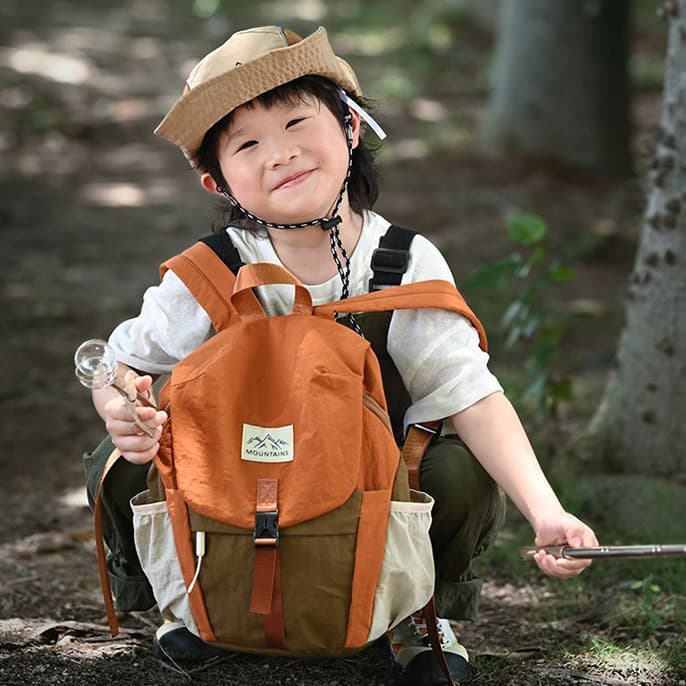 Kids Hiking Backpack 2026 New Boys Girls Outdoor Travel Backpack Elementary School Students Trendy Cool Kindergarten School Bag