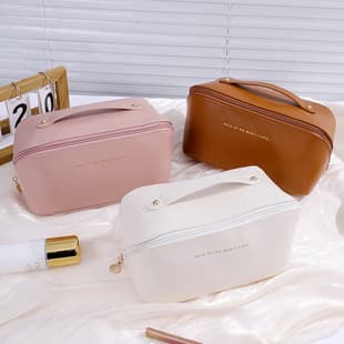 Multifunctional PU Pillow Cosmetic Bag, Large Capacity 3D Handheld Toiletry Bag, High-Fashion Travel Portable Storage Pouch