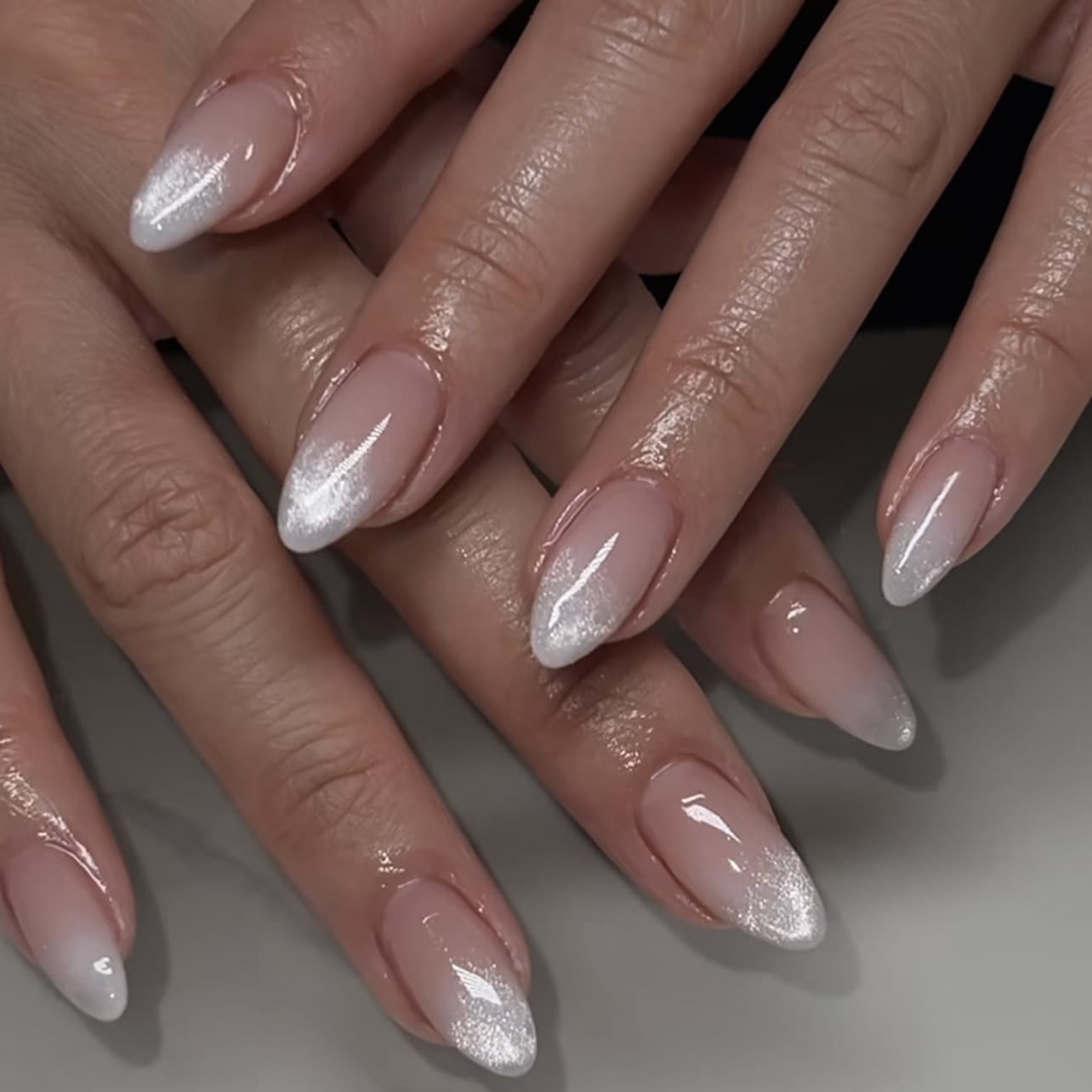 Wholesale French Gradient Press On Nails Almond Shape False Nails for Export to Europe and America
