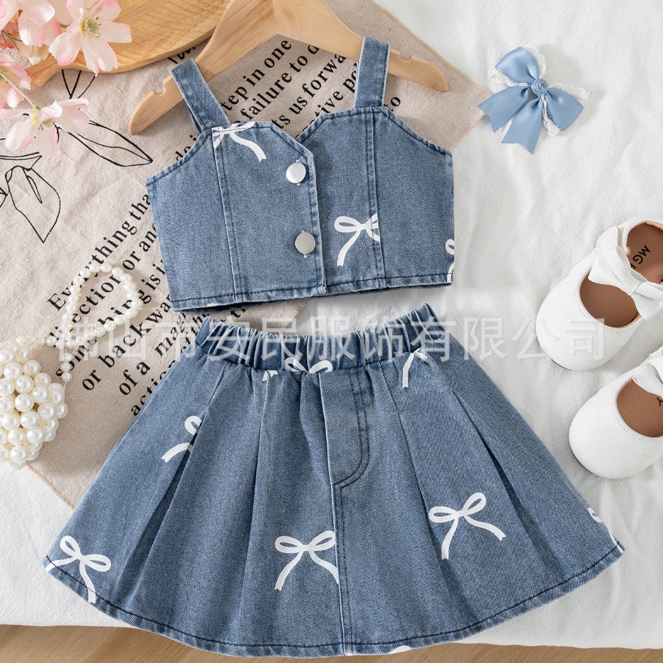Summer baby girl's cute bow printed halter top & pleated skirt commuter resort style denim suit