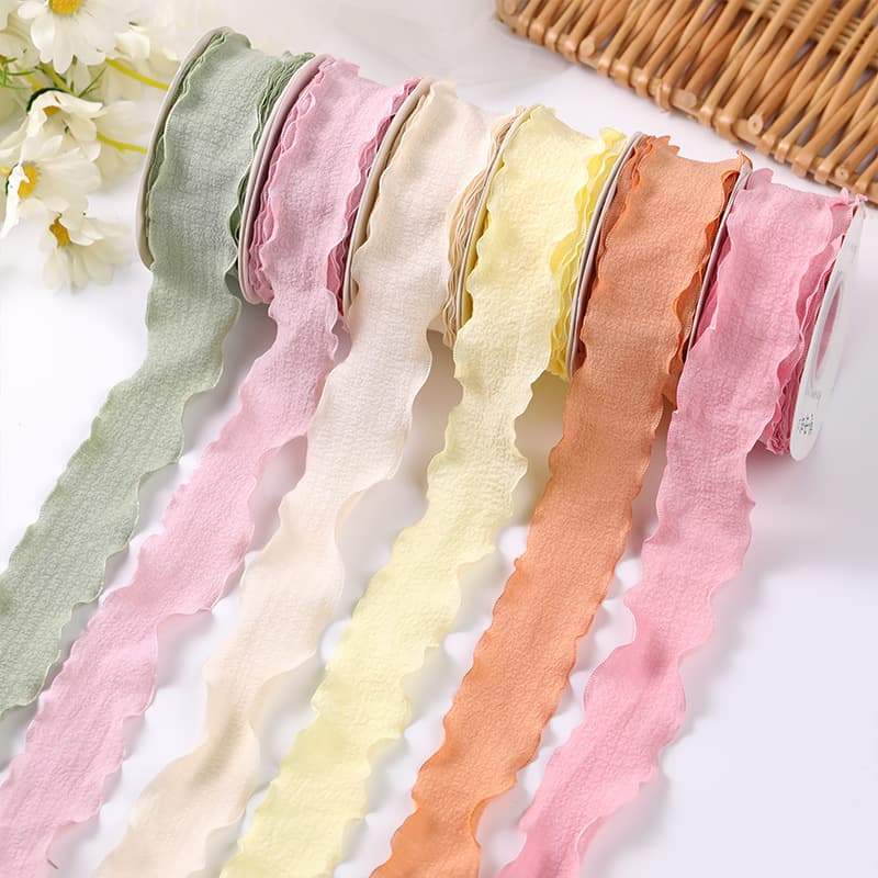 Wrinkled ribbons, wavy rolls, high-end Christmas ribbons, floral packaging materials, birthday cake bouquet ribbons