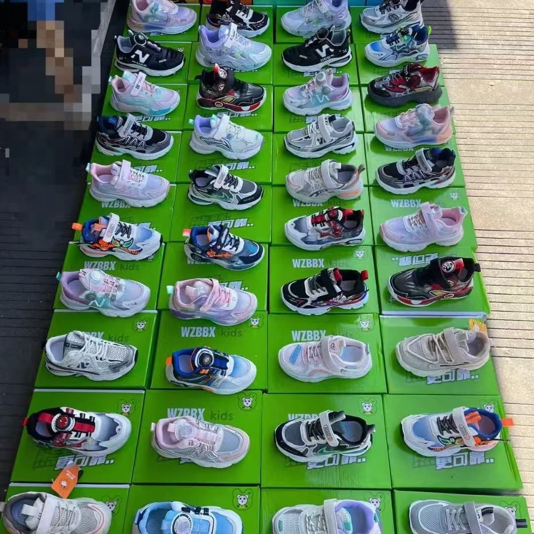 Bobdog children's shoes clearance stock, spring mesh shoes for boys and girls, breathable anti-slip soft sole dad shoes, middle and big kids clearance shoes