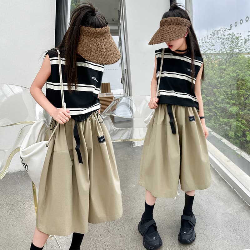 Girls Summer Casual Stripe Top And Midi Pants Two Piece Set Fashionable Soft Cotton Blend Korean Style Children's Clothing