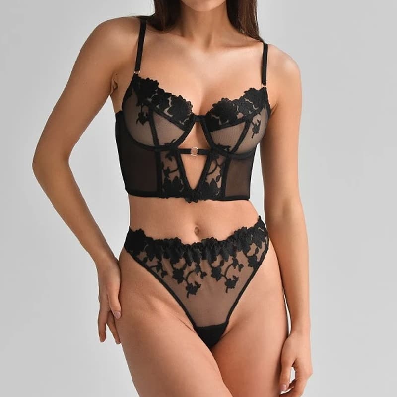 Cross-Border Export Hot-Selling New Embroidery Stitching Mesh Underwire Push-Up Sheer Sexy Butt-Revealing Lingerie Set