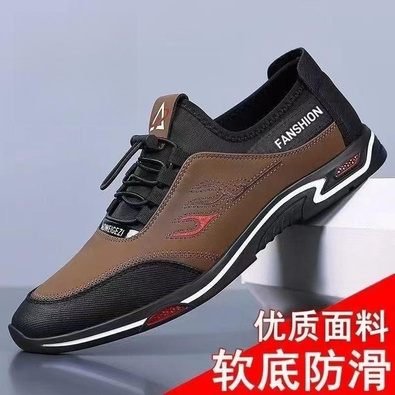 2025 New Men's All-Season Leather Shoes, Soft Sole, Non-Slip, Waterproof, Casual Driving Shoes for Dads, Slip-on