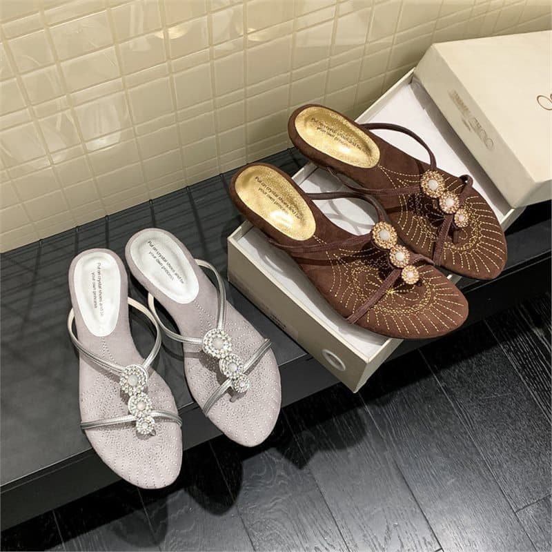 New Summer Sheepskin Open-Toe Rhinestone Kitten Heel Slide Sandals for Women Low Heel Slip-On Outdoor
