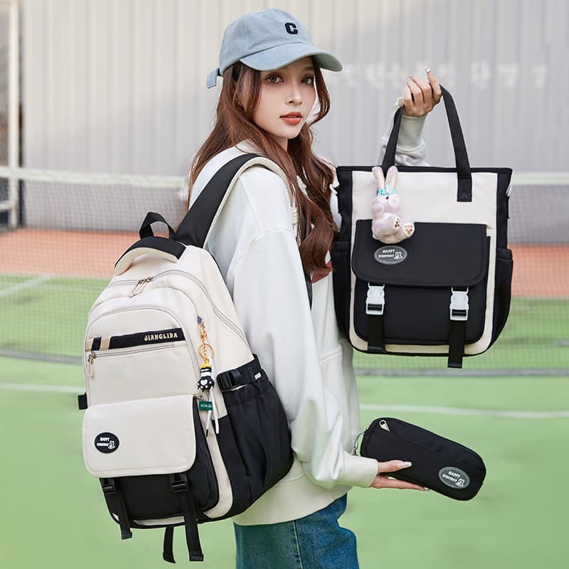 Lightweight Waterproof Backpack For Junior High School Students Grades 3 To 6 High Aesthetic Value Simple Design Large Capacity