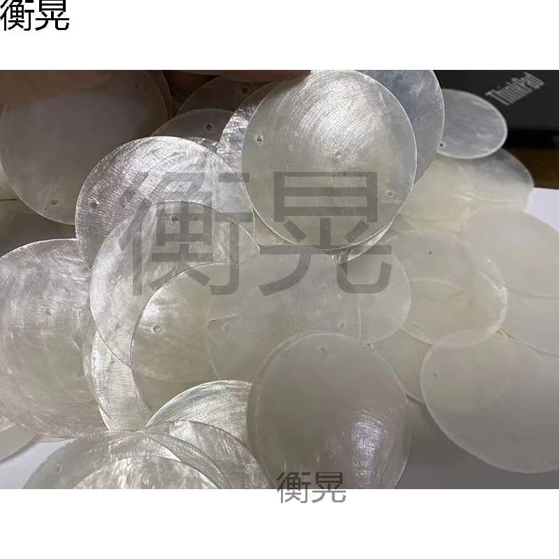 New Mica Sheet Natural Shell Shell Wind Chime Mother-of-Pearl Decoration Piece Lamp Mirror Shell Wedding Round Piece Painting Accessory