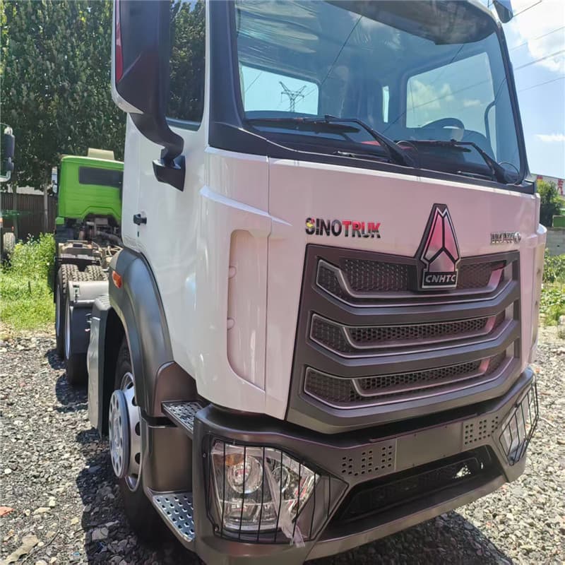 For Sale: Second-hand 371 HP HOWO Tractor Head, Export Sinotruk HOWO Dual-Drive Second-hand Tractor Head