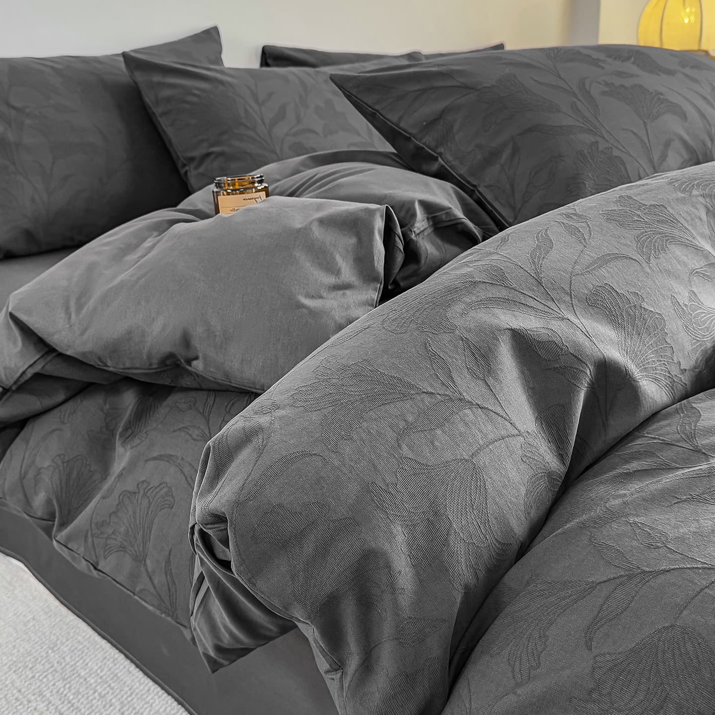 Light Luxury and High-End Jacquard Three-Layer Gauze All-Cotton Four-Piece Bedding Set, Pure Cotton Duvet Cover, Skin-Friendly for Sleeping Naked, Bed Sheet, Bedding Set a