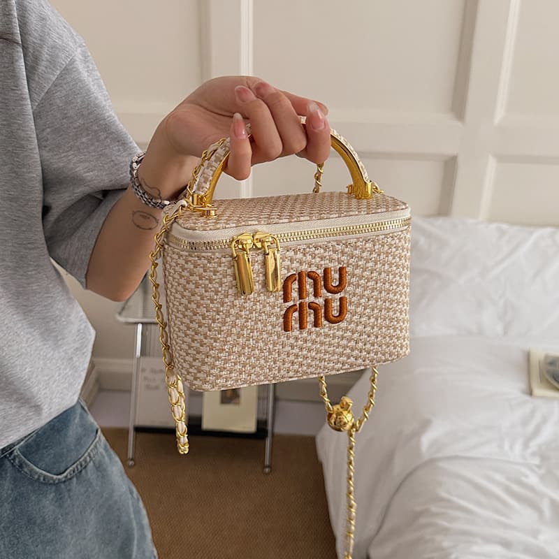 Fashion Handbag Small Square Bag for Women 2026 New Contrast Color Shoulder Crossbody Straw Makeup Bag Woven Bag