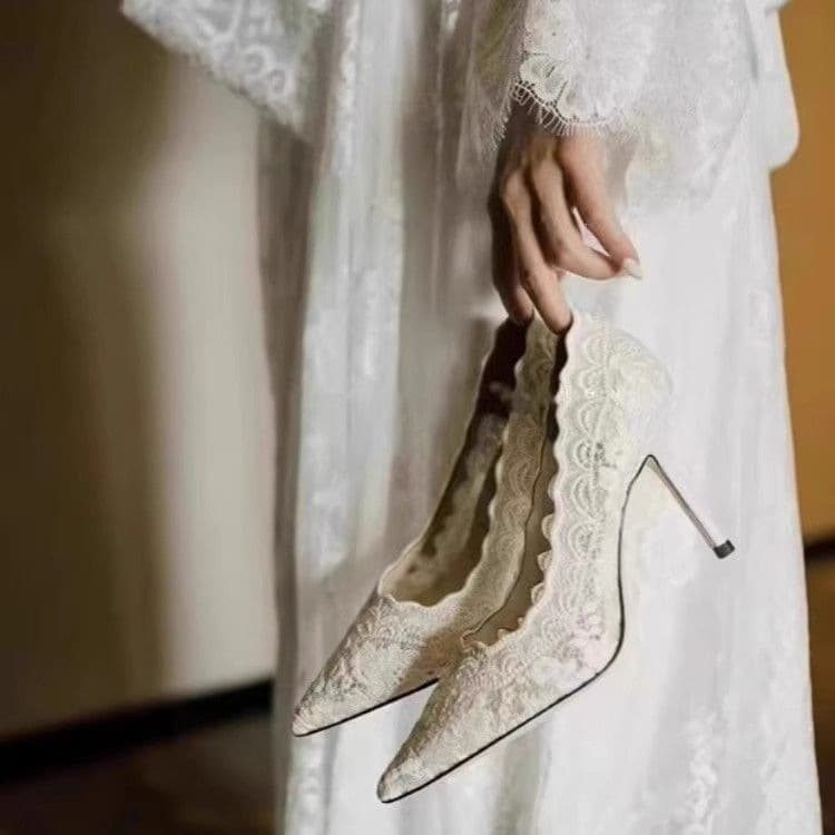 Women's Elegant Wedding Shoes, Bride Engagement Heels, White Lace High Heels, Shoes for Cheongsam in Autumn, New Chinese Style