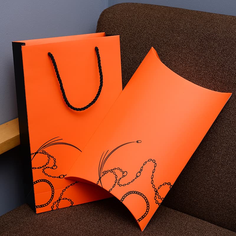 In-Stock Orange Scarf Gift Boxes, Shawl Packaging Boxes, Underwear and Clothing Handbags for Wholesale Gifting with Logo